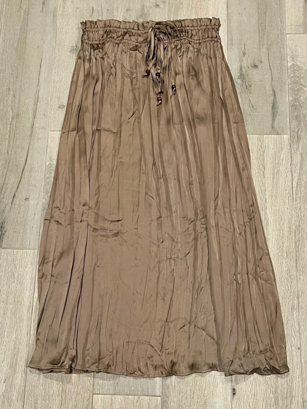 Zara Satin Midi Skirt Taupe Brown Flowy Elastic Waist Drawstring Size M - Picture 2 of 8